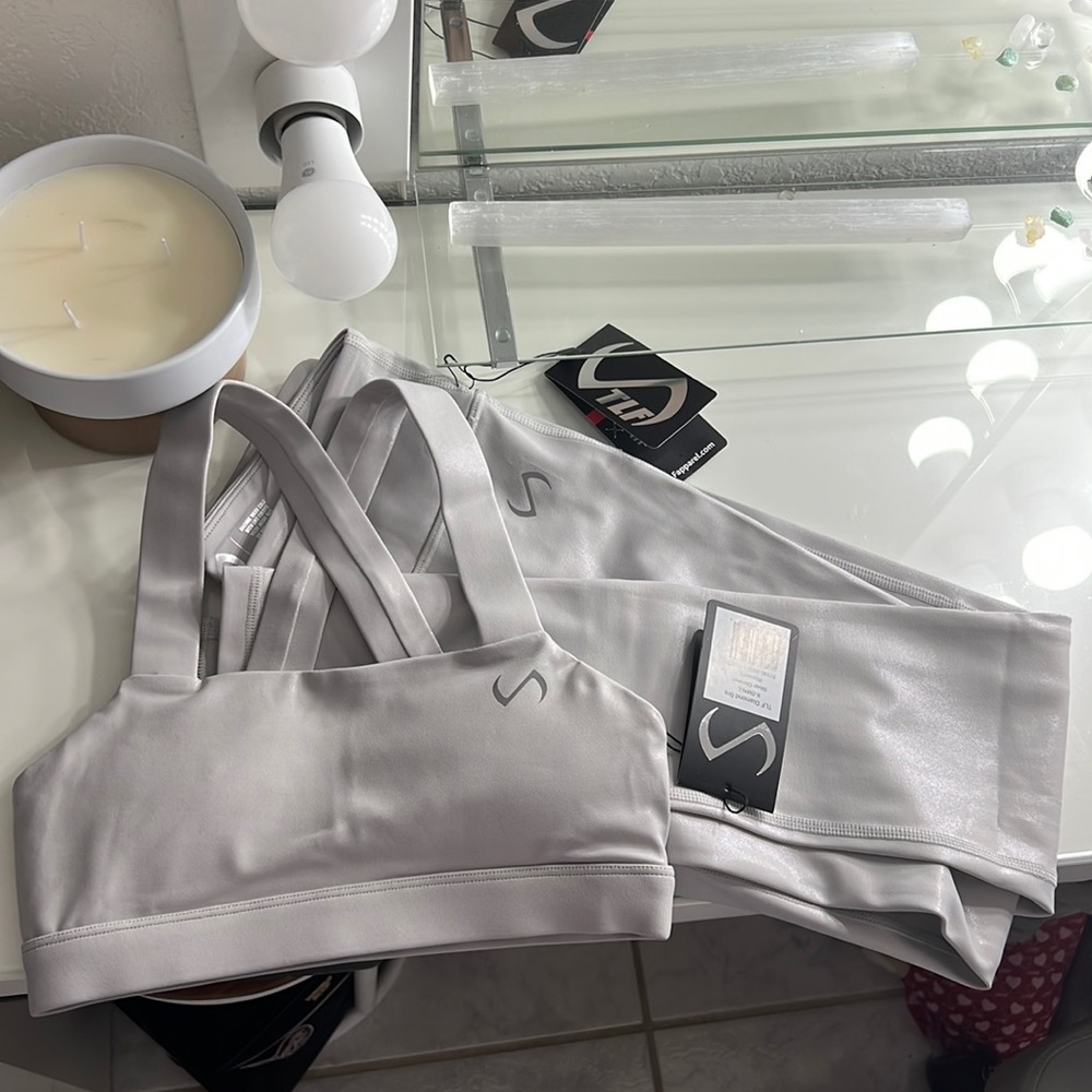 TLF DIAMOND BRA & MATCHING LEGGINGS WORK OUT SET NWT